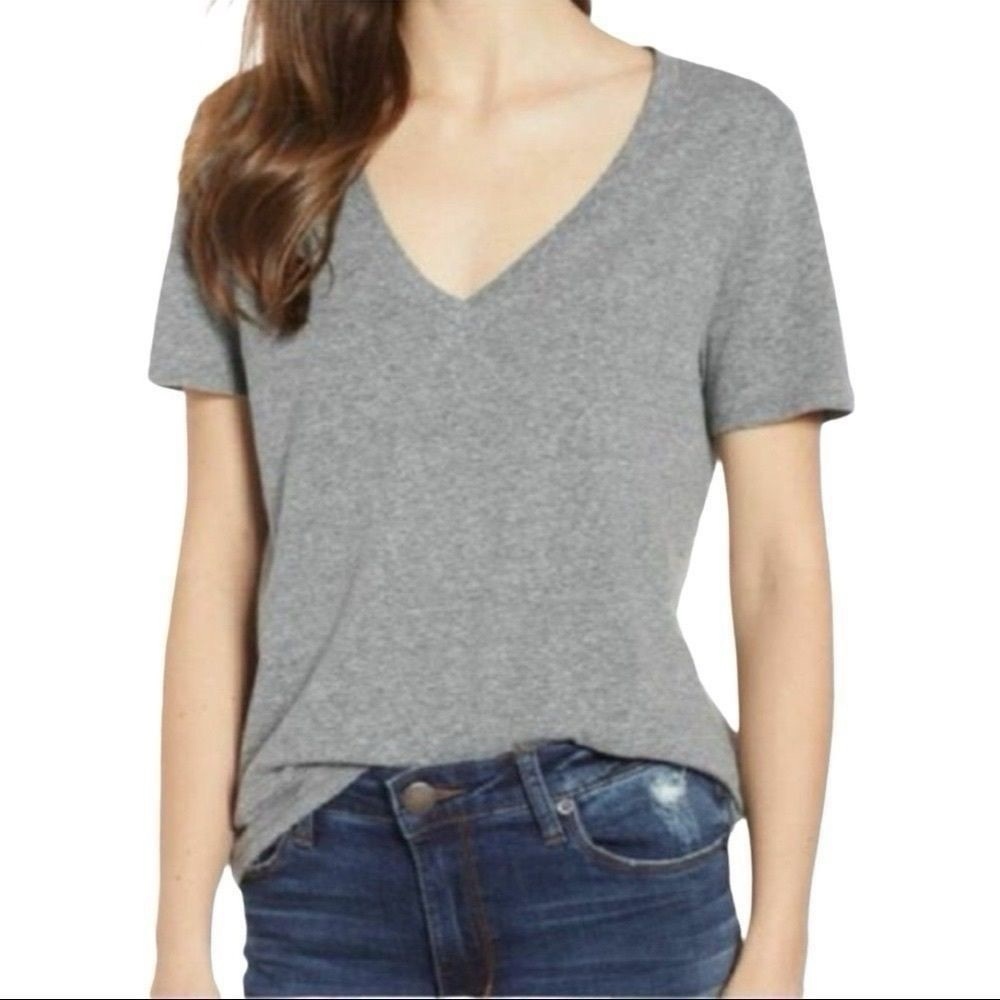 Nordstrom BP. V-Neck Grey T-Shirt